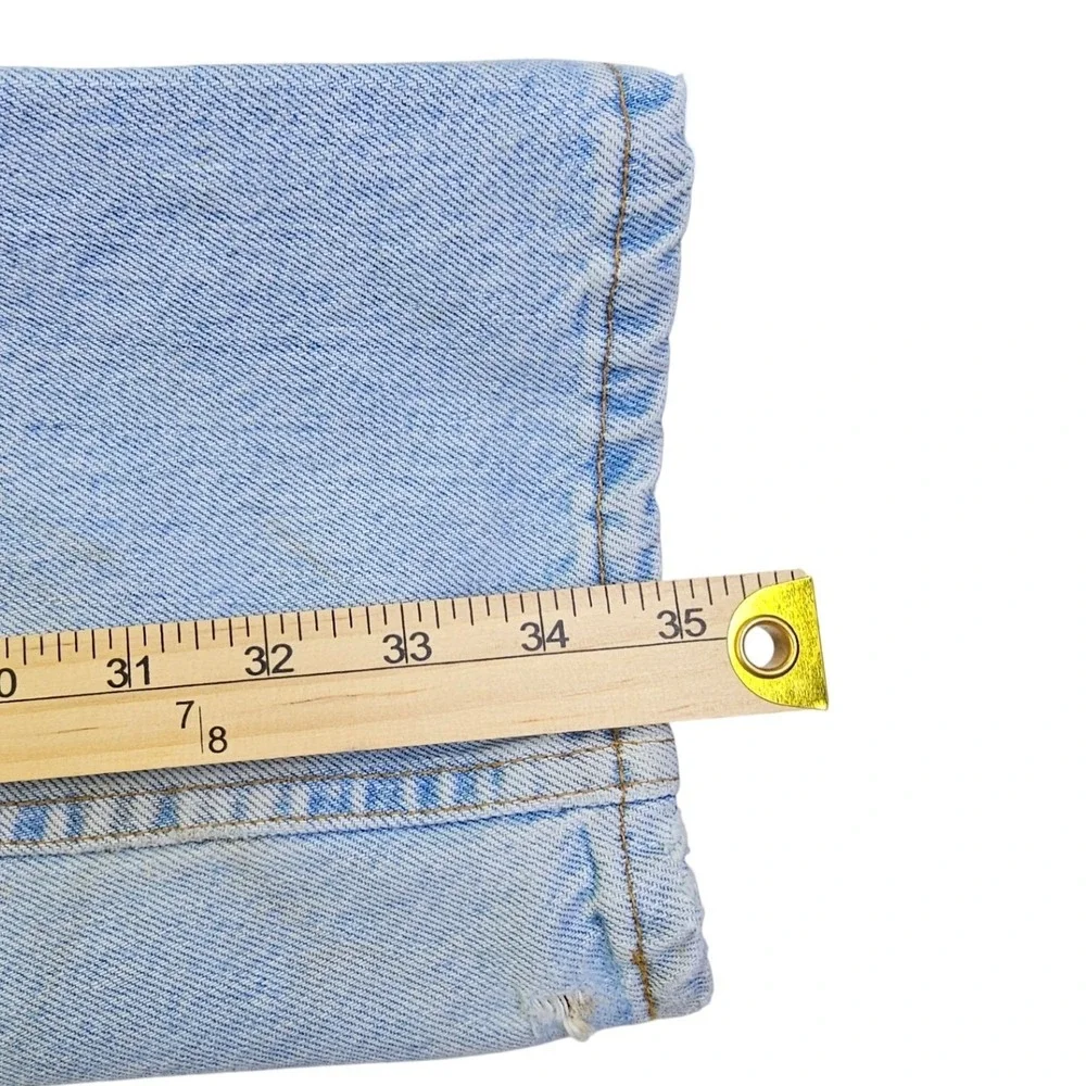 Levi Strauss 550 Relaxed Fit Light Wash Denim Jeans Mens Size 36x36 Made‎ in USA